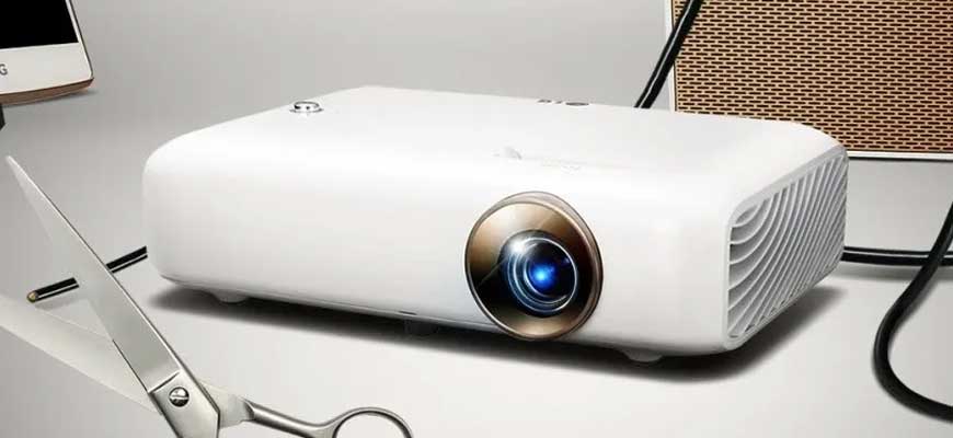 best projector for home use in india